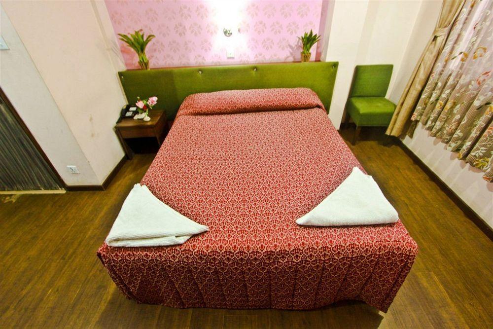 Backyard Hotel Kathmandu Luaran gambar