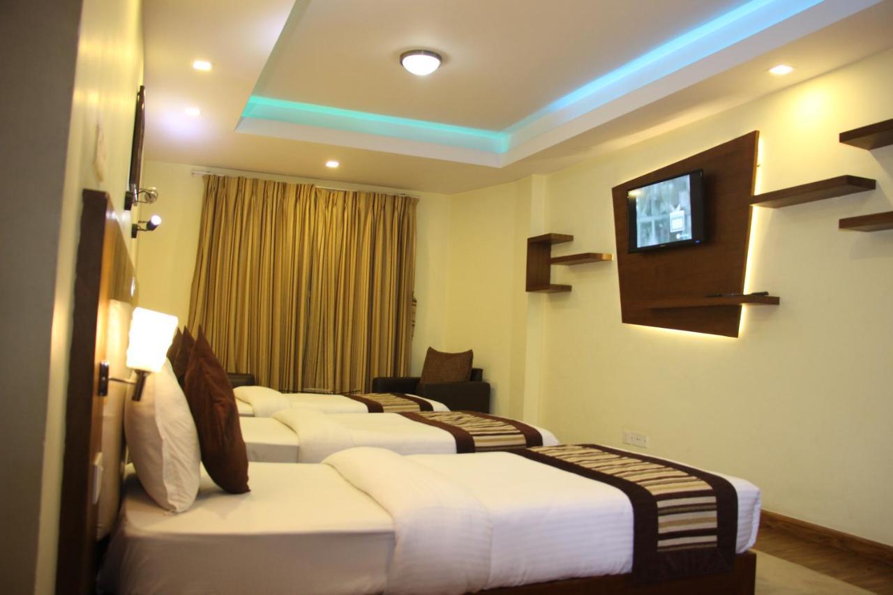 Backyard Hotel Kathmandu Luaran gambar