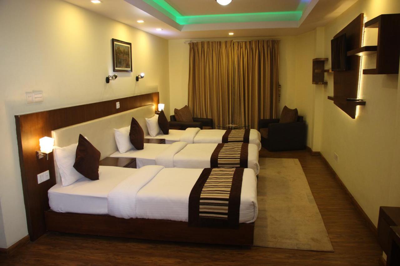 Backyard Hotel Kathmandu Luaran gambar