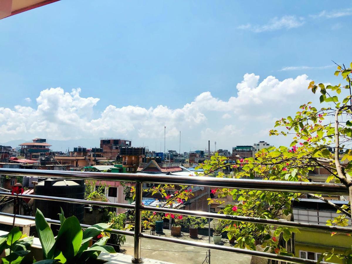 Backyard Hotel Kathmandu Luaran gambar